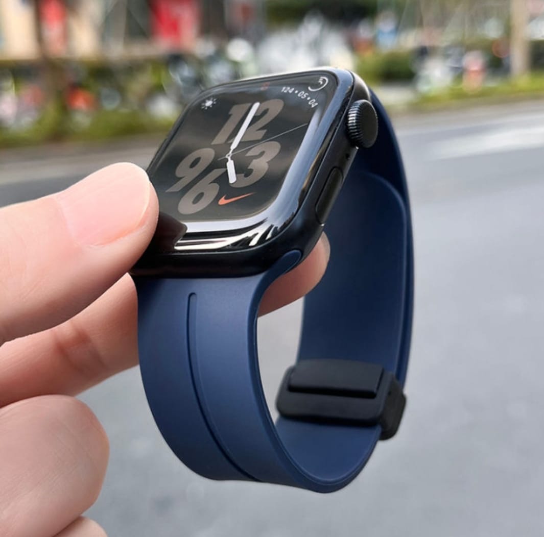 BUY 1 GET 1 FREE Smart Watch with Luxury Hublot Silicon Strap